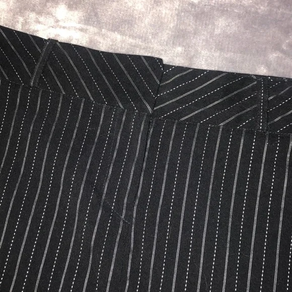 Pinstriped Pencil Skirt - Picture 3 of 5